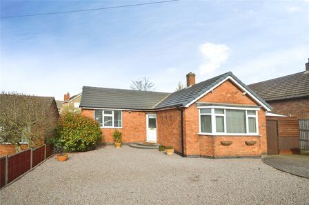 Zetland Close, 2 bedroom Detached Bungalow for sale, &pound;240,000