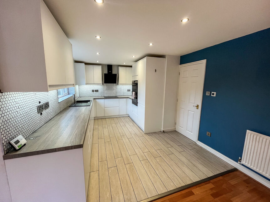 Kitchen / Living / Diner