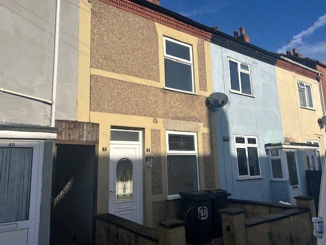Main image of 3 bedroom Mid Terrace House to rent, Oxford Street, Coalville, Leicestershire, LE67
