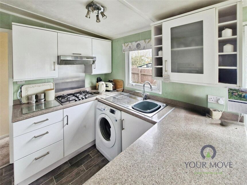 Kitchen / Lounge / Diner