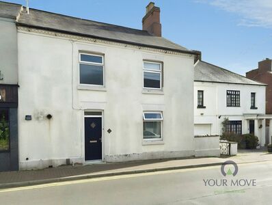 High Street, 3 bedroom Semi Detached House to rent, &pound;1,100 pcm