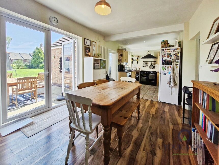 Kitchen / Diner