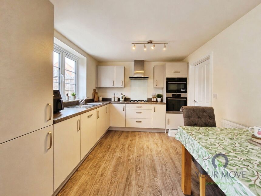 Kitchen / Diner