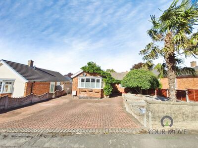 Zetland Close, 2 bedroom Detached Bungalow for sale, &pound;240,000