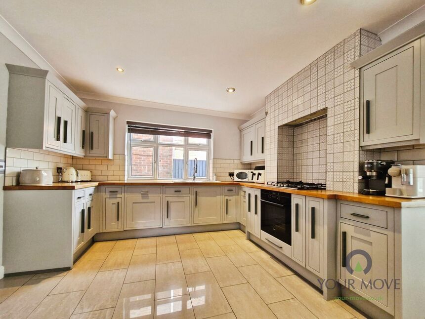 Kitchen / Diner