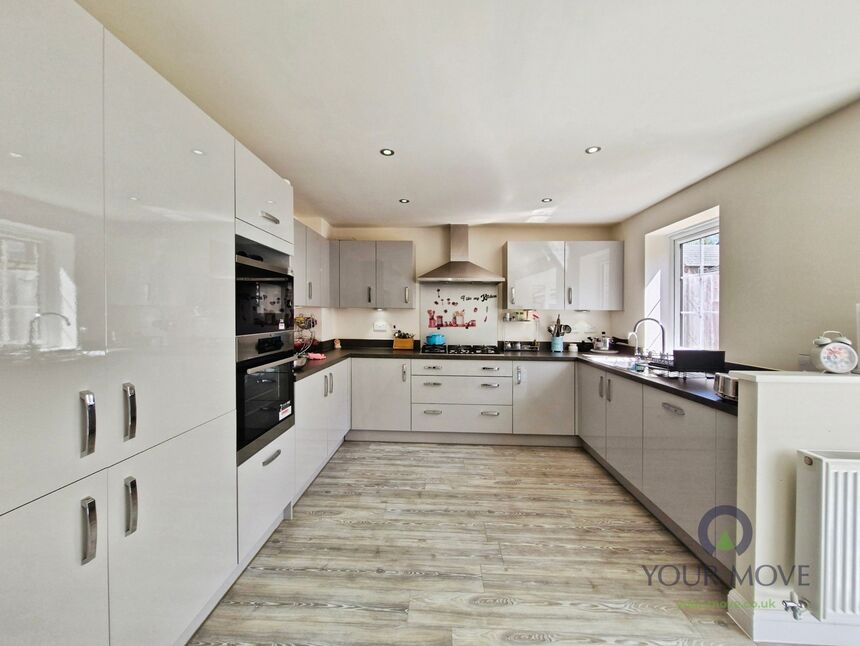 Kitchen / Diner