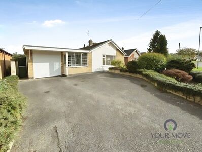 Abbotts Oak Drive, 2 bedroom Detached Bungalow for sale, &pound;290,000