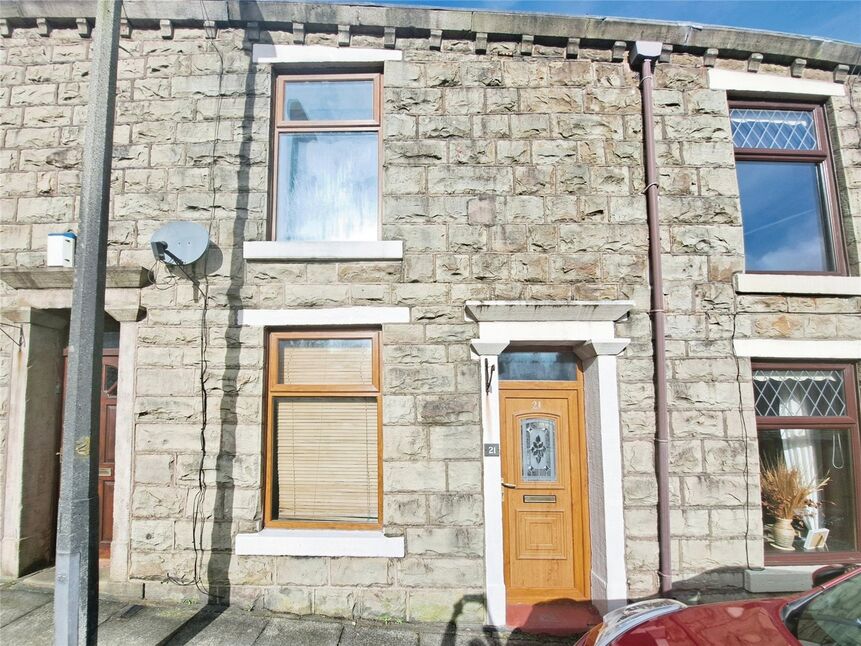 2 bedroom Mid Terrace House for sale, Swan Street, Darwen, BB3 £85,000