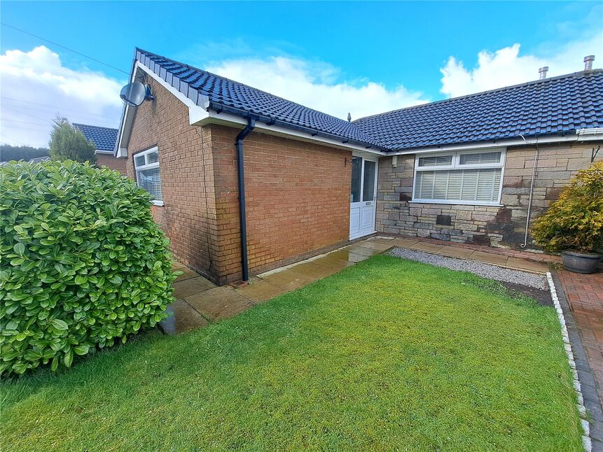 Main image of 2 bedroom Semi Detached House for sale, Glencoe Avenue, Hoddlesden, Lancashire, BB3
