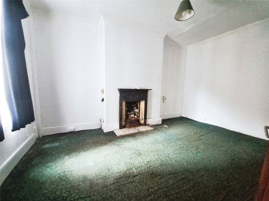 3 bedroom Mid Terrace House for sale, Greenway Street, Darwen, BB3 £