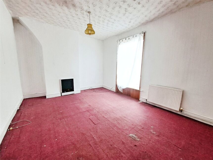 3 bedroom Mid Terrace House for sale, Greenway Street, Darwen, BB3 £