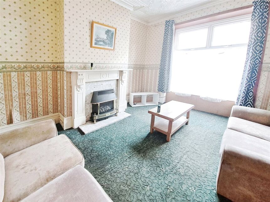 3 bedroom Mid Terrace House for sale, Greenway Street, Darwen, BB3 £