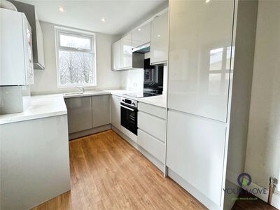 Essex Street, 3 bedroom Mid Terrace House for sale, £140,000