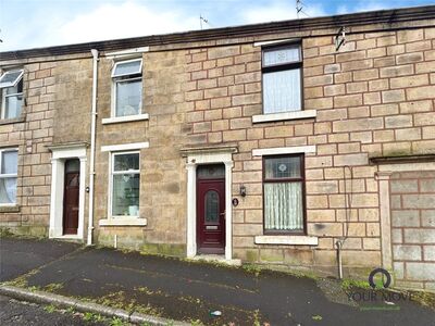 2 bedroom Mid Terrace House for sale