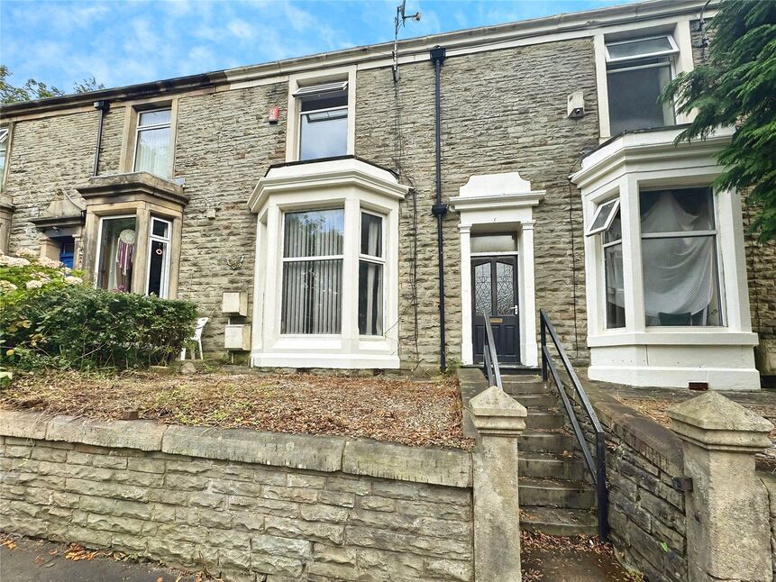 Main image of 2 bedroom Mid Terrace House to rent, Blackburn Road, Darwen, Lancashire, BB3