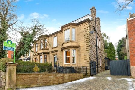 Preston New Road, 4 bedroom End Terrace Flat for sale, £200,000