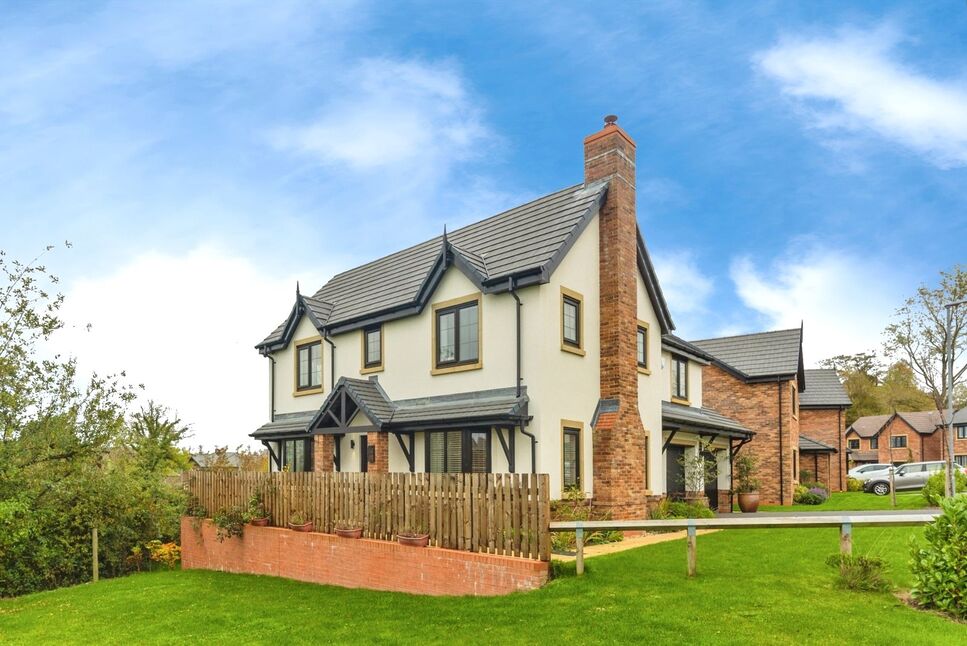 Main image of 5 bedroom Detached House for sale, Chandlers Way, Grimsargh, Lancashire, PR2