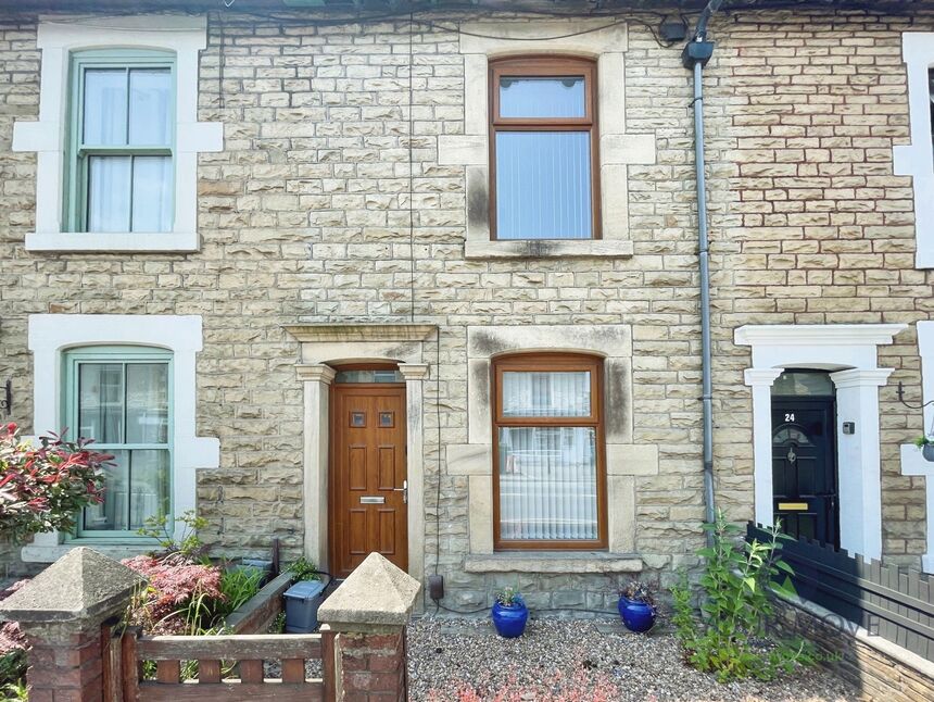 Main image of 2 bedroom Mid Terrace House to rent, Blackburn Road, Darwen, Lancashire, BB3