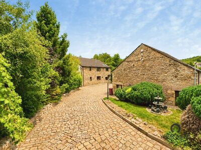 Sandy Lane, 4 bedroom Detached House for sale, &pound;550,000