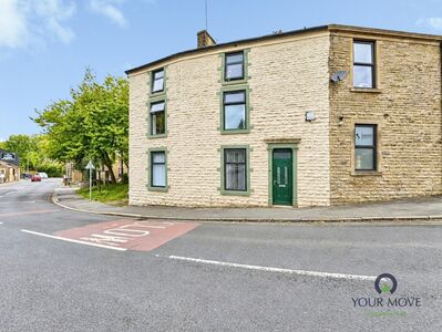 4 bedroom End Terrace House for sale