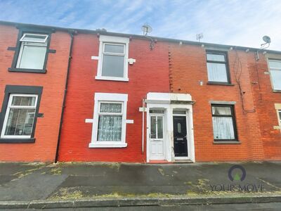 Powell Street, 3 bedroom Mid Terrace House to rent, &pound;850 pcm