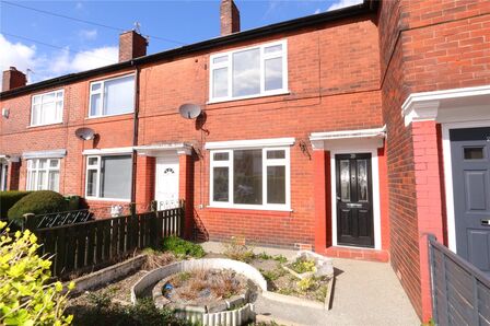 3 bedroom Mid Terrace House to rent
