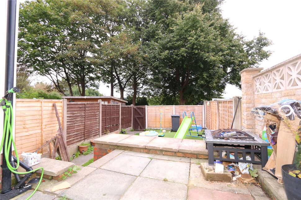 3 bedroom Mid Terrace House for sale, East Street, Audenshaw, M34 £