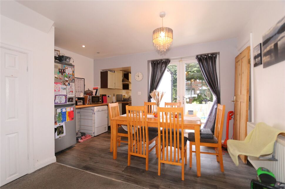 3 bedroom Mid Terrace House for sale, East Street, Audenshaw, M34 £