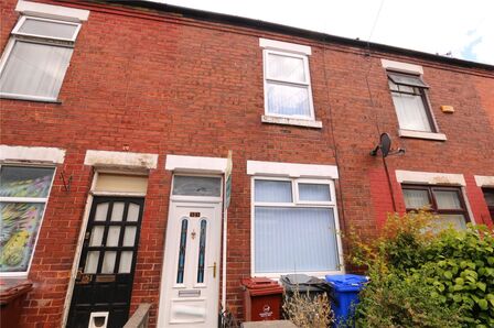 2 bedroom Mid Terrace House to rent