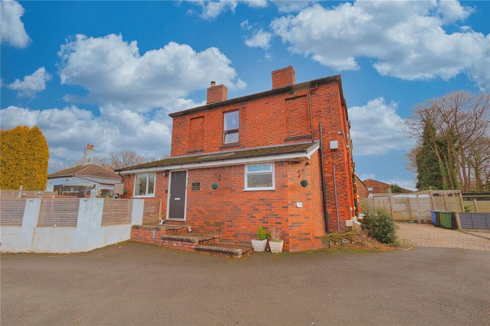 Main image of 5 bedroom End Terrace House for sale, Kingston Gardens, Hyde, Greater Manchester, SK14