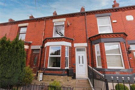 Sheffield Road, 2 bedroom Mid Terrace House to rent, £1,050 pcm