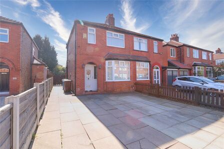 Bowness Avenue, 3 bedroom Semi Detached House for sale, £360,000