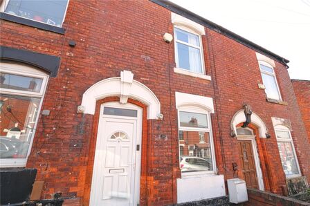 2 bedroom Mid Terrace House to rent