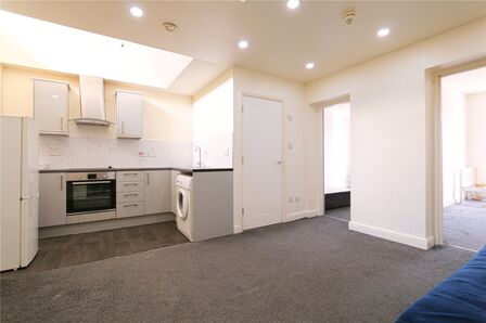 2 bedroom  Flat to rent