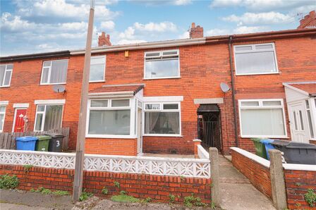 Coronation Street, 3 bedroom Mid Terrace House for sale, £200,000