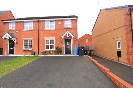 3 bedroom Semi Detached House to rent