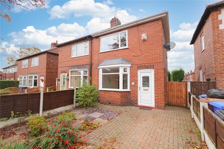 2 bedroom Semi Detached House to rent