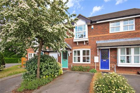2 bedroom Mid Terrace House for sale