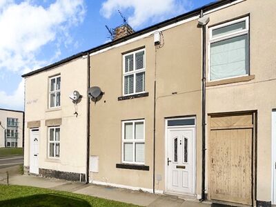 Wesley Street, 2 bedroom Mid Terrace House to rent, £575 pcm