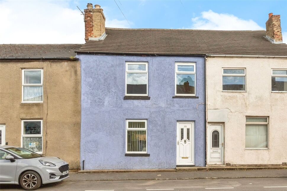 3 bedroom Mid Terrace House for sale