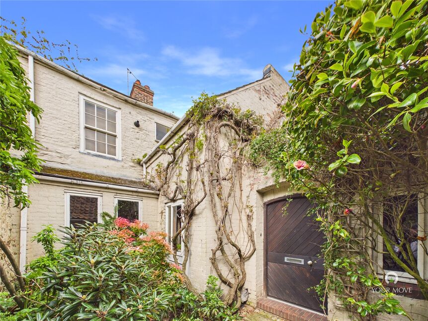 Main image of 4 bedroom End Terrace House for sale, Hallgarth Street, Durham, DH1