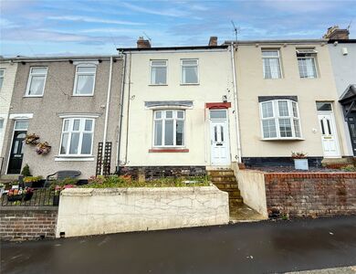 Hawthorne Terrace, 3 bedroom Mid Terrace House for sale, &pound;45,000