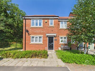3 bedroom End Terrace House for sale