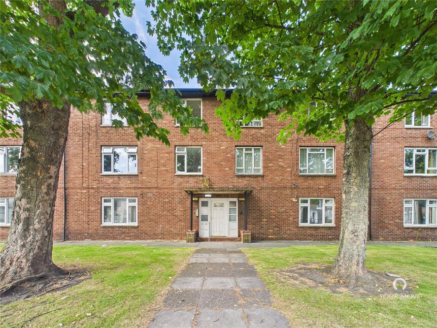 2 bedroom Flat for sale