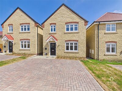 Raisby Rise, 3 bedroom Detached House to rent, &pound;1,395 pcm
