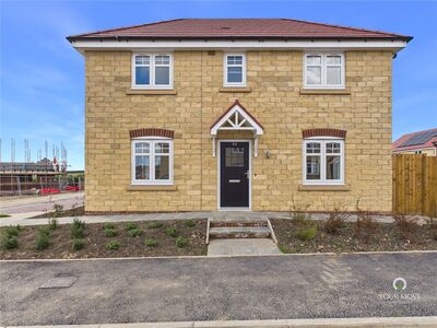 3 bedroom Detached House to rent