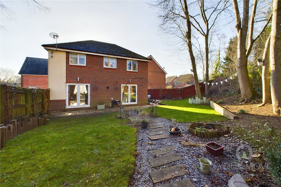 3 bedroom Detached House for sale, Navigation Way, Weedon, NN7 £360,000