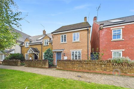 3 bedroom End Terrace House for sale