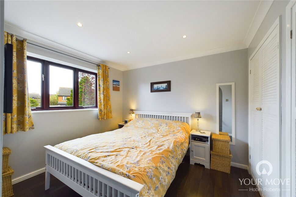 4 bedroom Detached House for sale, Wrenbury Road, Duston, NN5 £369,995