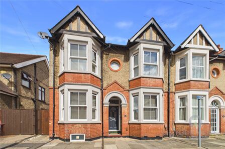 Forfar Street, 3 bedroom Semi Detached House for sale, &pound;350,000